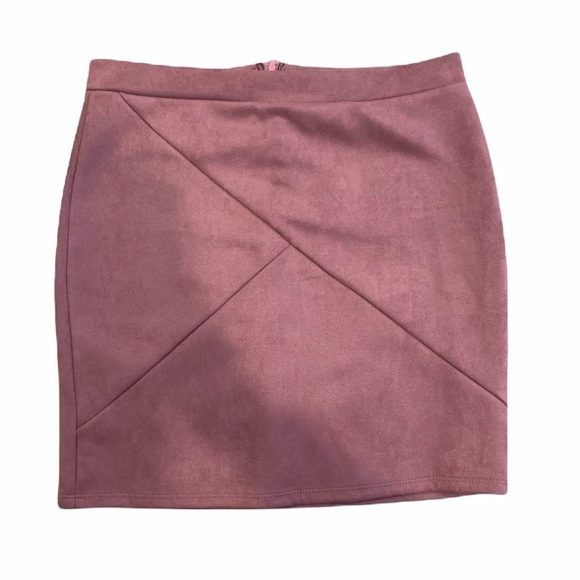 Windsor Dresses & Skirts - New Windsor soft pink  mini skirt sz L